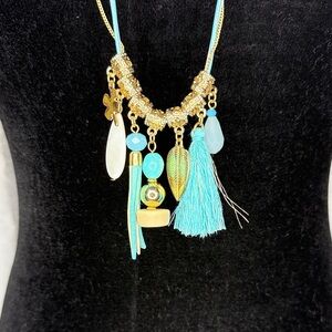 Fashion Jewelry 34” Charm Necklace Blue, White, & Gold Tone New Lucky Feather